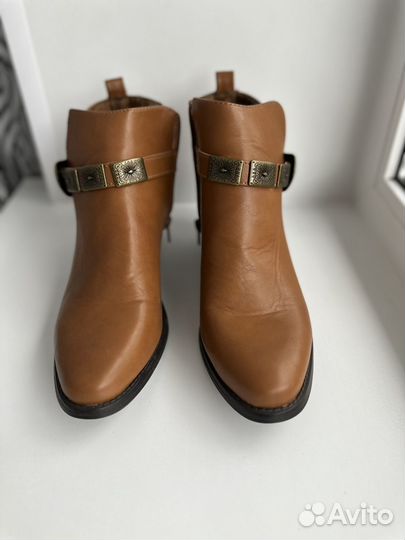 Ботинки женские осенние р38