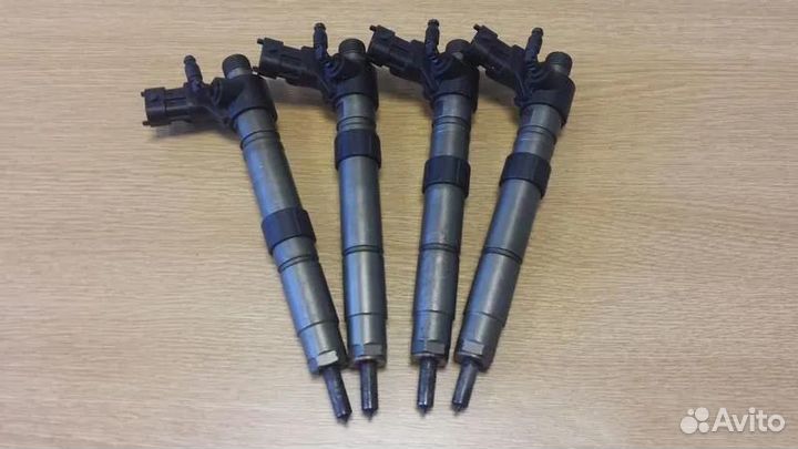 Форсунка топливная 2.2hdi 4HN