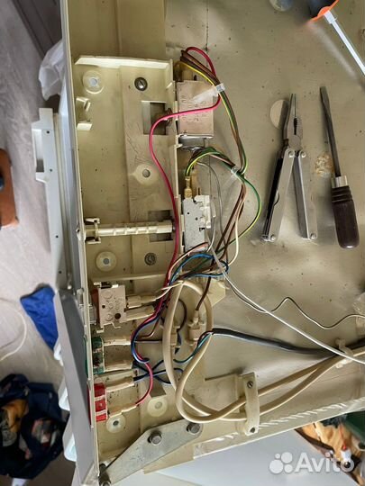 Ремонт стиральных машин/Холодильников /Посудомоек