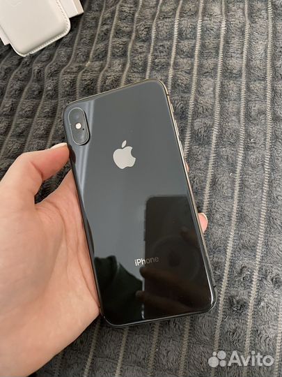 iPhone X, 256 ГБ