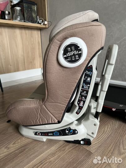 Детское автокресло от 0 до 25 кг