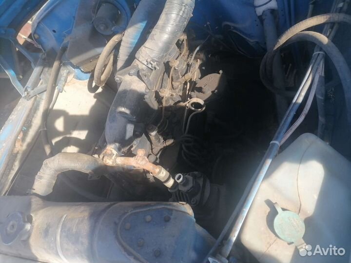 Двигатель ммз д240 с кпп ЗИЛ