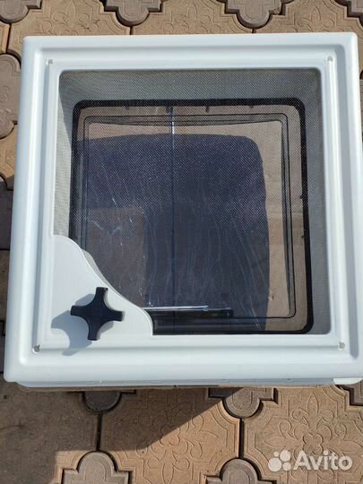 Люк для автодома 40х40 см