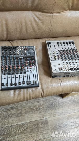 Микшерный пульт behringer