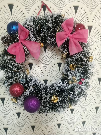 Новогодний венок ручной работы