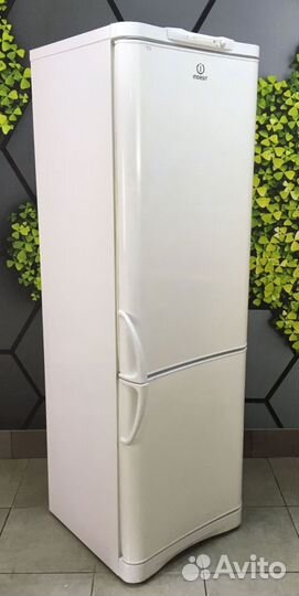 Холодильник б/у indesit