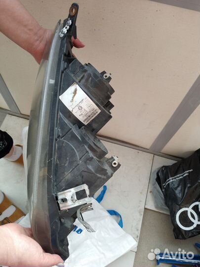 Фара передняя правая на LADA kalina cross