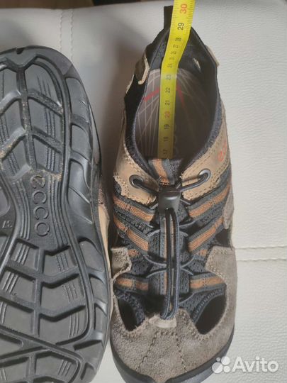 Сандалии закрытые ecco