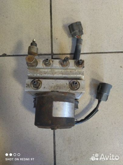 Блок abs Mazda Demio DW5W B5 1998