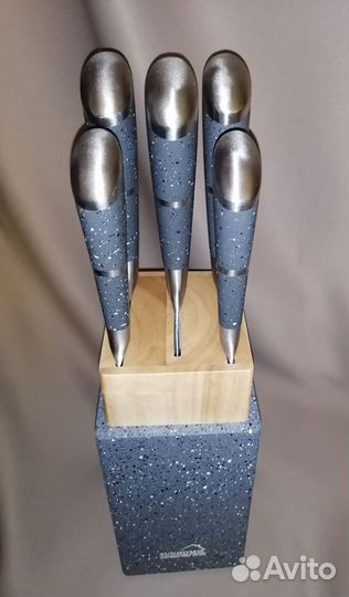 Набор ножей на подставке новые