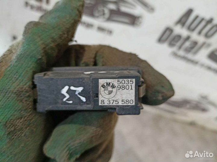 Кнопка закрывания багажника Bmw E65 745I седан