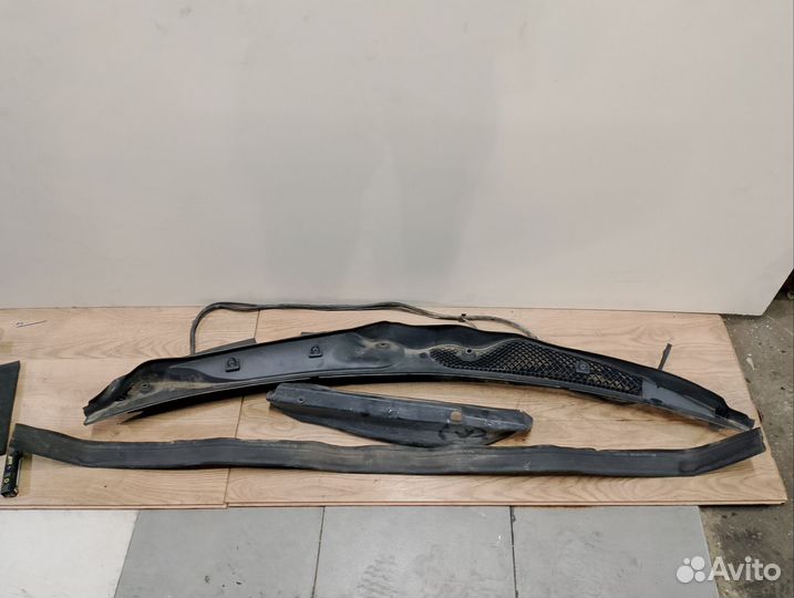 Жабо Mercedes E W212