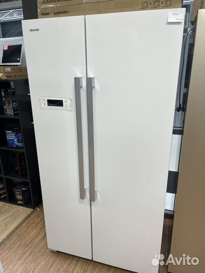 Холодильник Side-by-Side Graude Comfort SBS180.0W