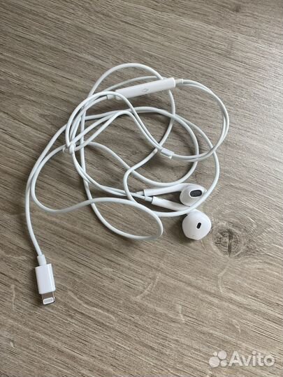 Наушники apple earpods lightning