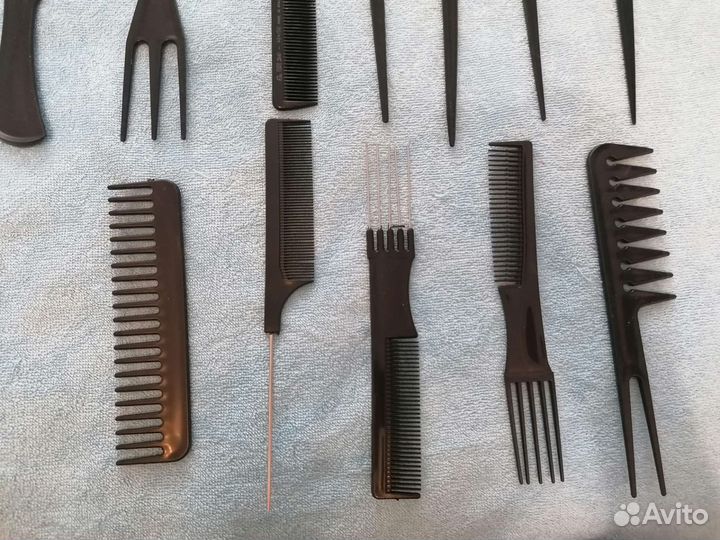 Набор расчесок
