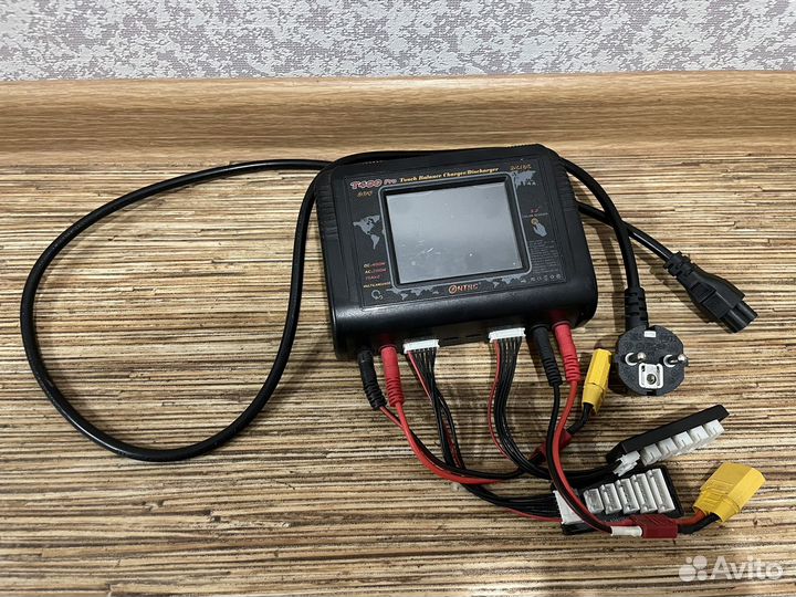 Универсальное зарядное устройство Li Po 200W