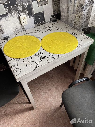 Стол и 2 стула