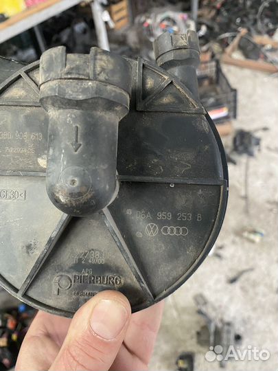 Насос вторичного воздуха VAG