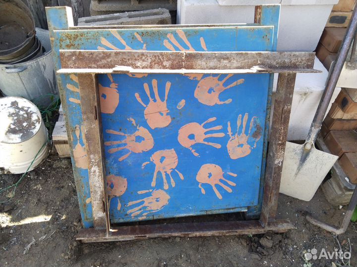 Дверца в угольник