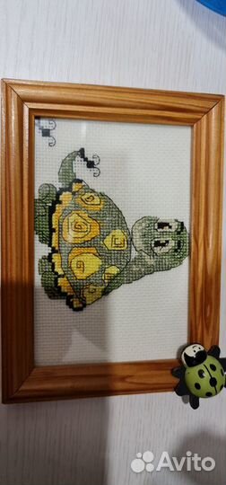 Вышивка в рамке