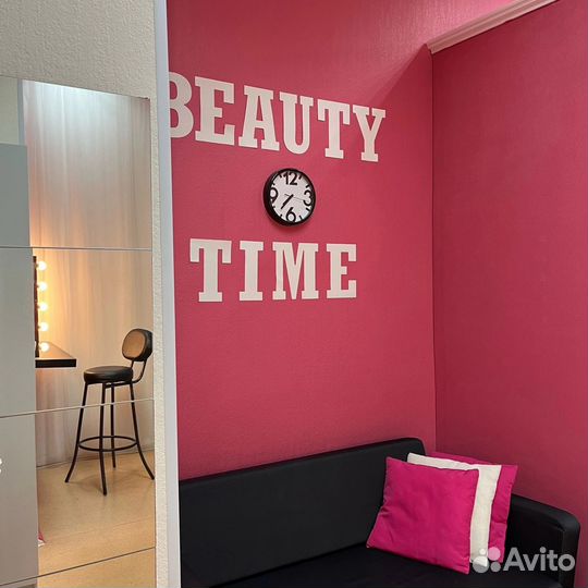 Аренда места бровиста и визажиста