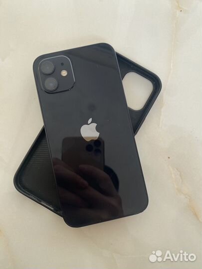 iPhone 12, 64 ГБ
