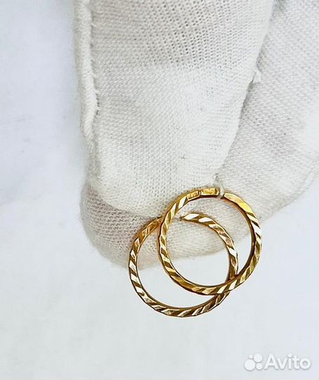 Золотые серьги