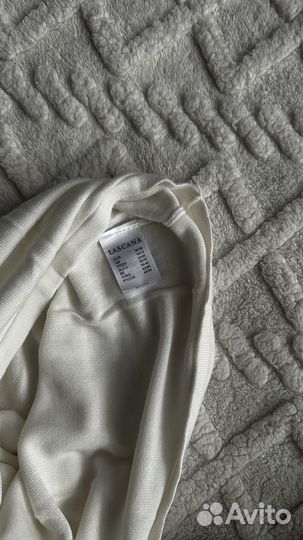 Трикотажная кофта женская