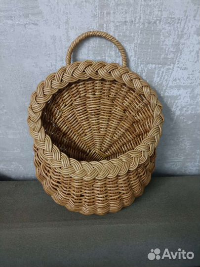 Корзина плетеная подвесная