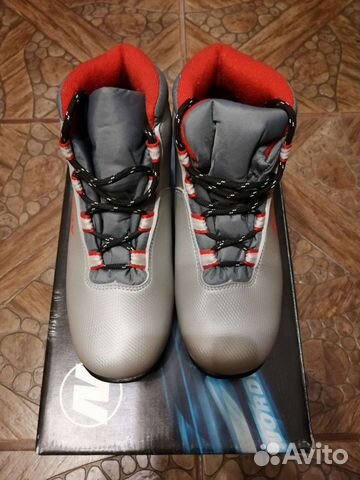 Лыжные ботинки размер 35