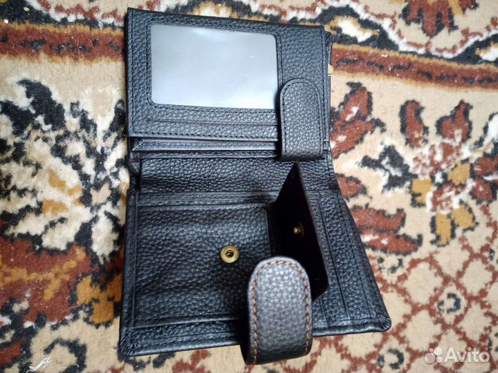 Бумажник мужской кожаный