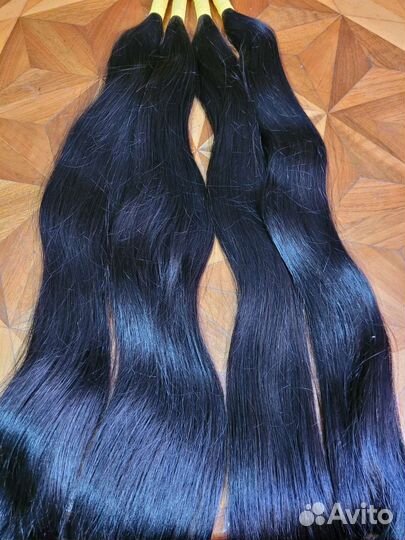 Чёрные волосы