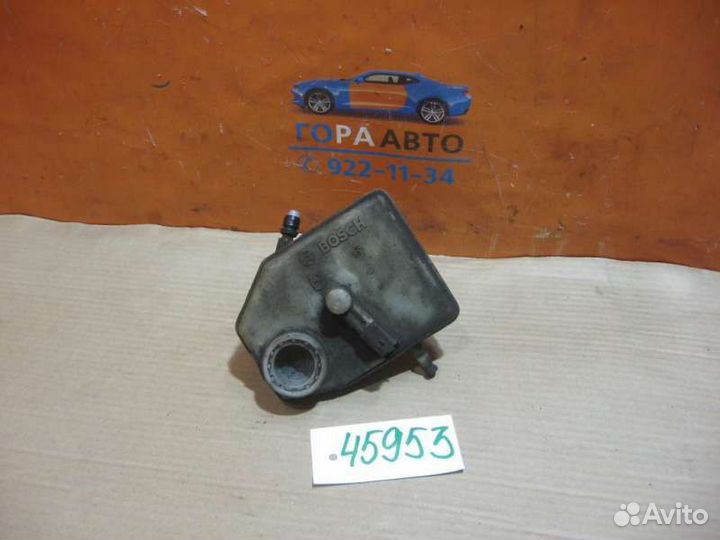 Бачок главного тормозного цилиндра Peugeot 406 199