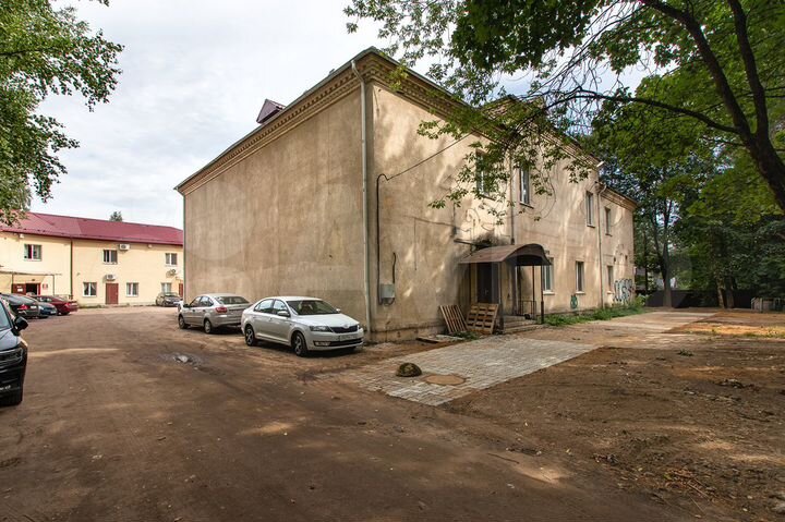 Здание, 734.2 м²
