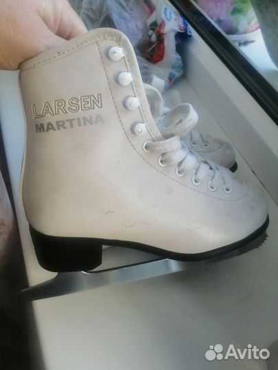 Коньки фигурные детские 31 размер