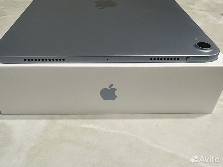 iPad air 4 64gb wifi