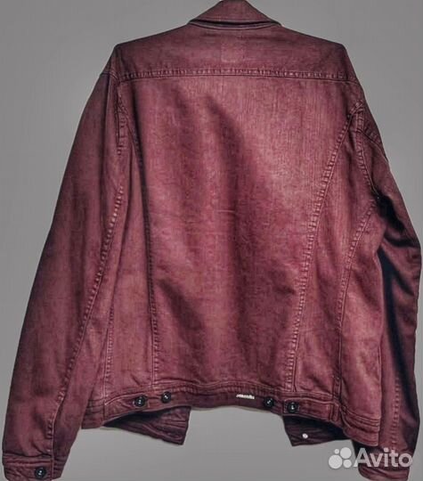 Джинсовая куртка