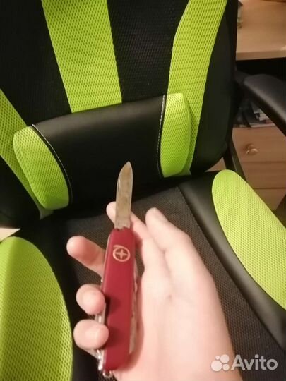 Проходной нож