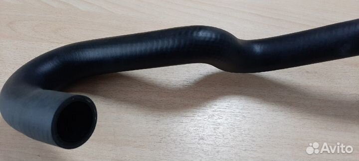 Патрубок радиатора верхний Рено Логан/Лада Ларгус