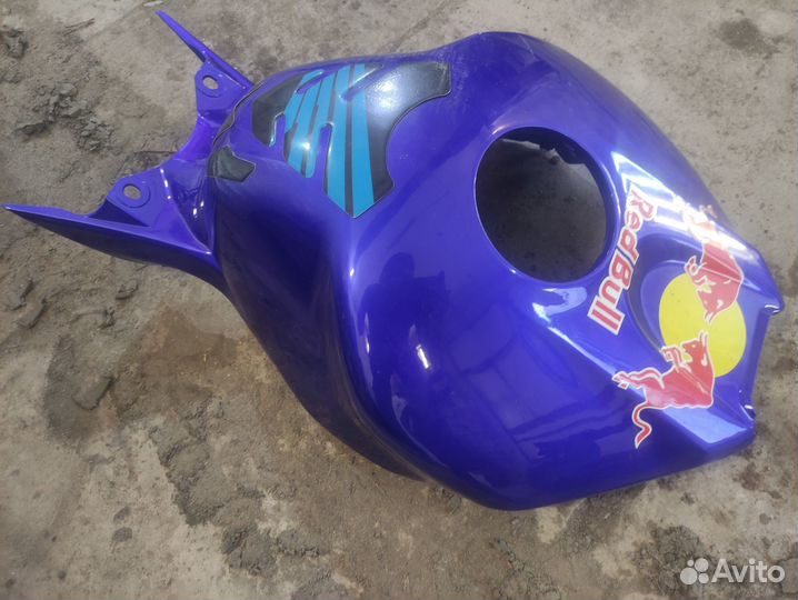 Пластик комплект б/у на Yamaha YZF R1 1998-2001