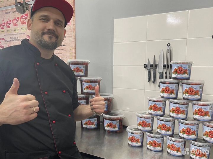 Раки сочные, в ведерках