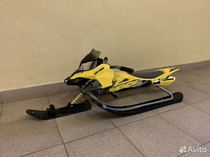 Детский снегокат Snow Moto Ski Doo