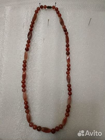 Бусы из натуральных камней