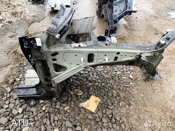 Четверть передняя правая Mitsubishi Outlander 3 GF