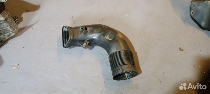 Воздуховод Ауди А6 С4 4a0129643c