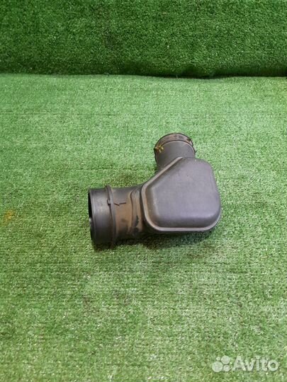 Патрубок воздушного фильтра хендай ix35