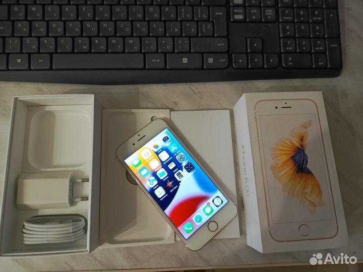 iPhone 6S, 32 ГБ