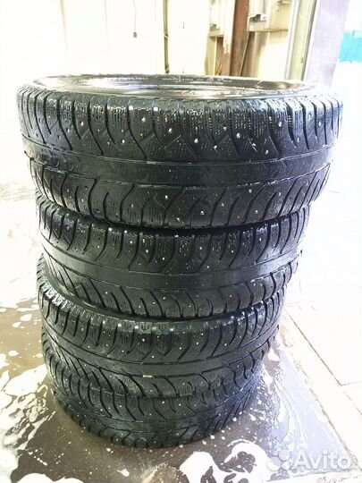 Bridgestone Ice Cruiser 7000 185/65 R15