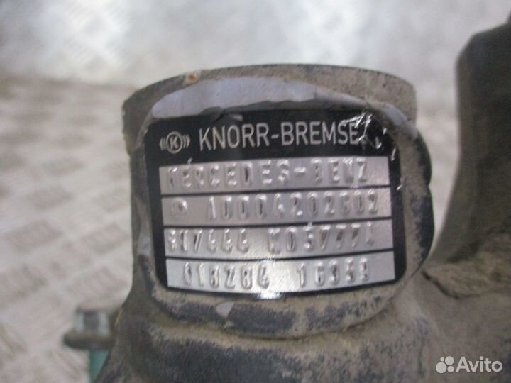 Суппорт задний правый камаз 0004202602