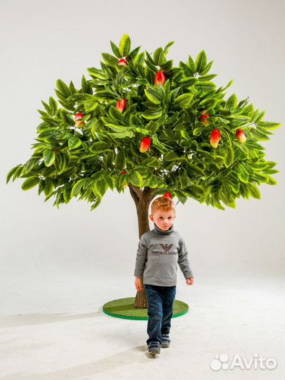 Искусственное дерево 